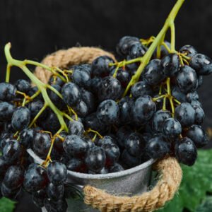Black Grapes